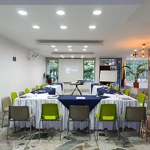 Casa Santa Monica Norte 3* Cali